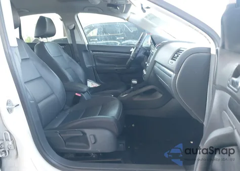 2010 Volkswagen Jetta Se z USA, uszkodzony, nr VIN 3VWRZ7AJXAM039879